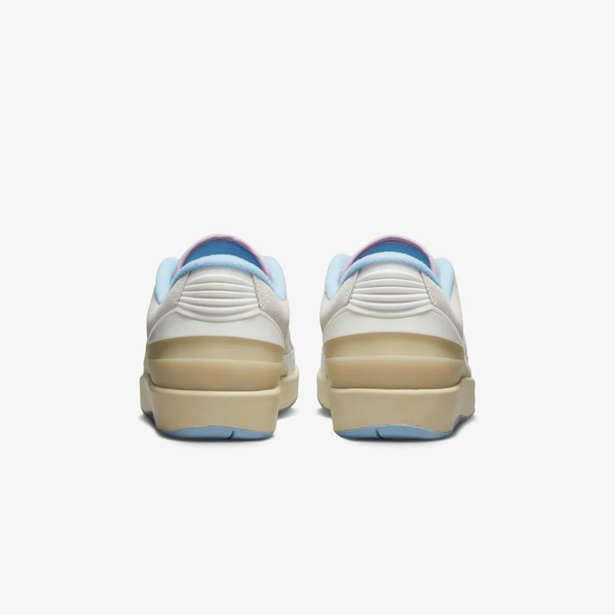 Jordan | AIR JORDAN 2 RETRO LOW { SUMMIT WHITE/VARSITY RED-ICE BLUE - Image 3