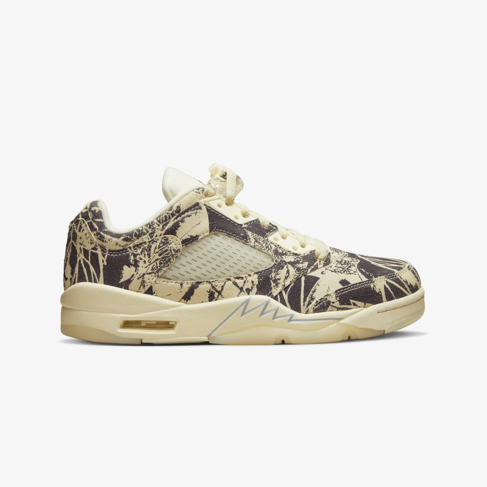 Jordan | AIR JORDAN 5 RETRO LOW { WHITE/COCONUT MILK