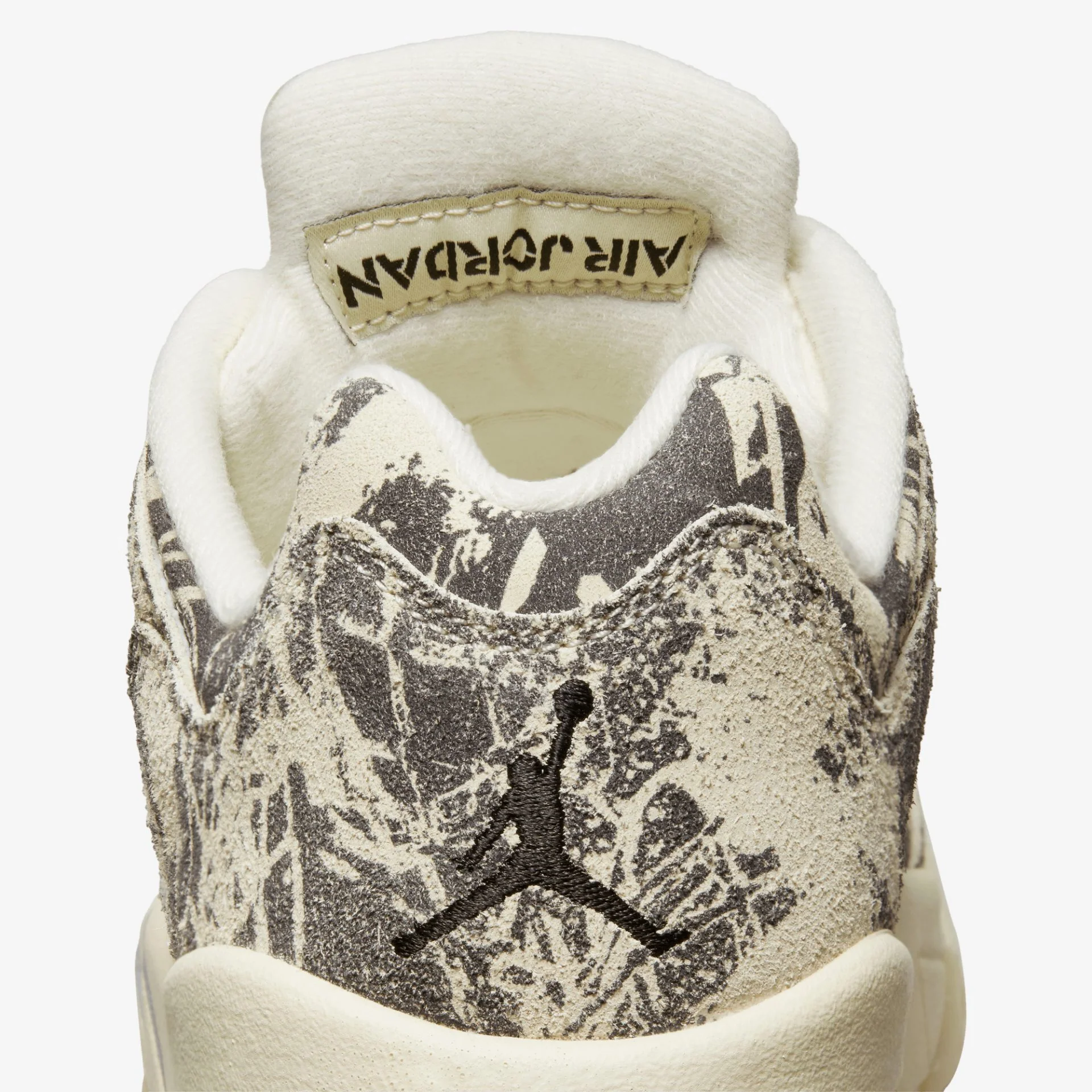 Jordan | AIR JORDAN 5 RETRO LOW { WHITE/COCONUT MILK - Image 5