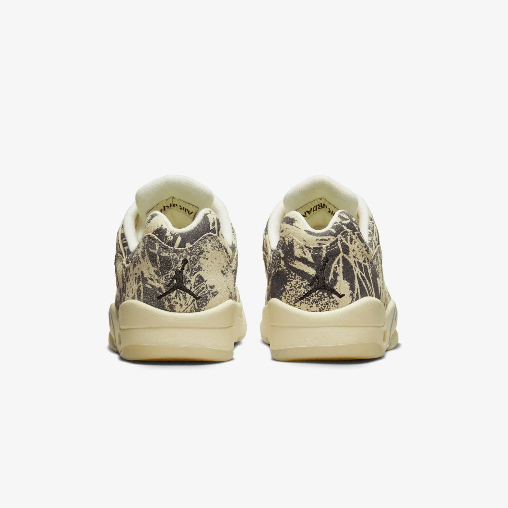 Jordan | AIR JORDAN 5 RETRO LOW { WHITE/COCONUT MILK - Image 6