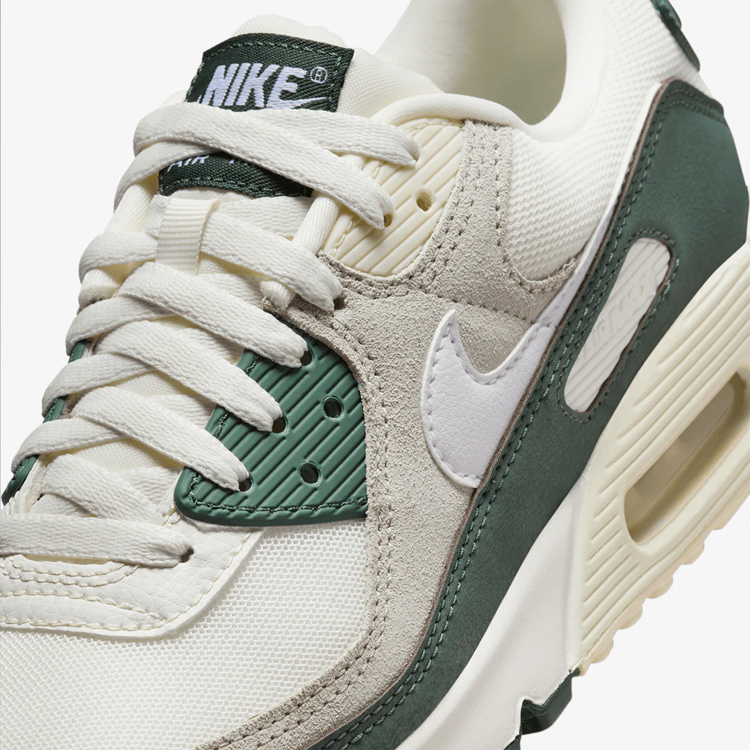 Nike | AIR MAX 90 { SAIL/WHITE-VINTAGE GREEN-COCONUT MILK - Image 4