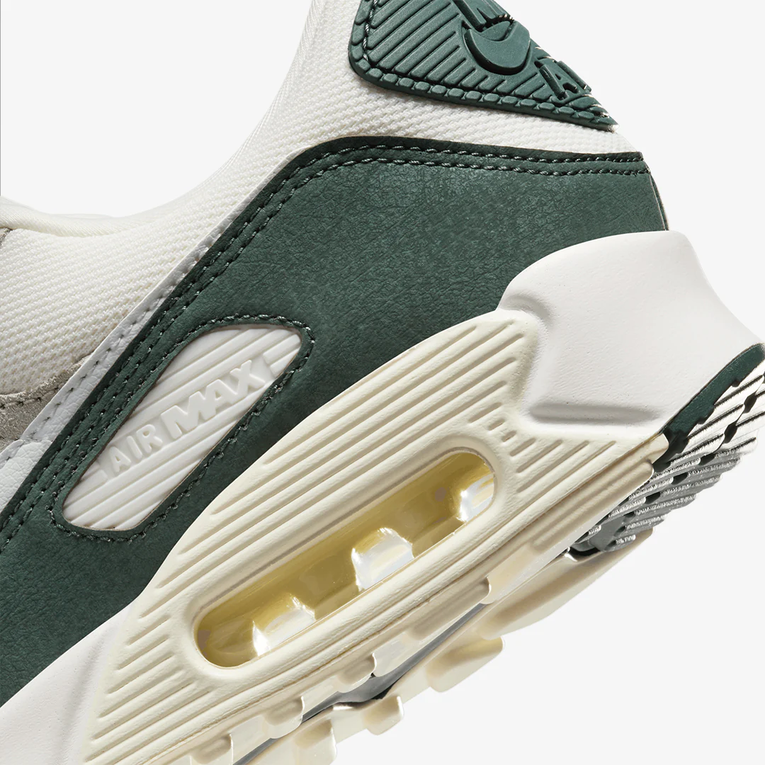 Nike | AIR MAX 90 { SAIL/WHITE-VINTAGE GREEN-COCONUT MILK - Image 5