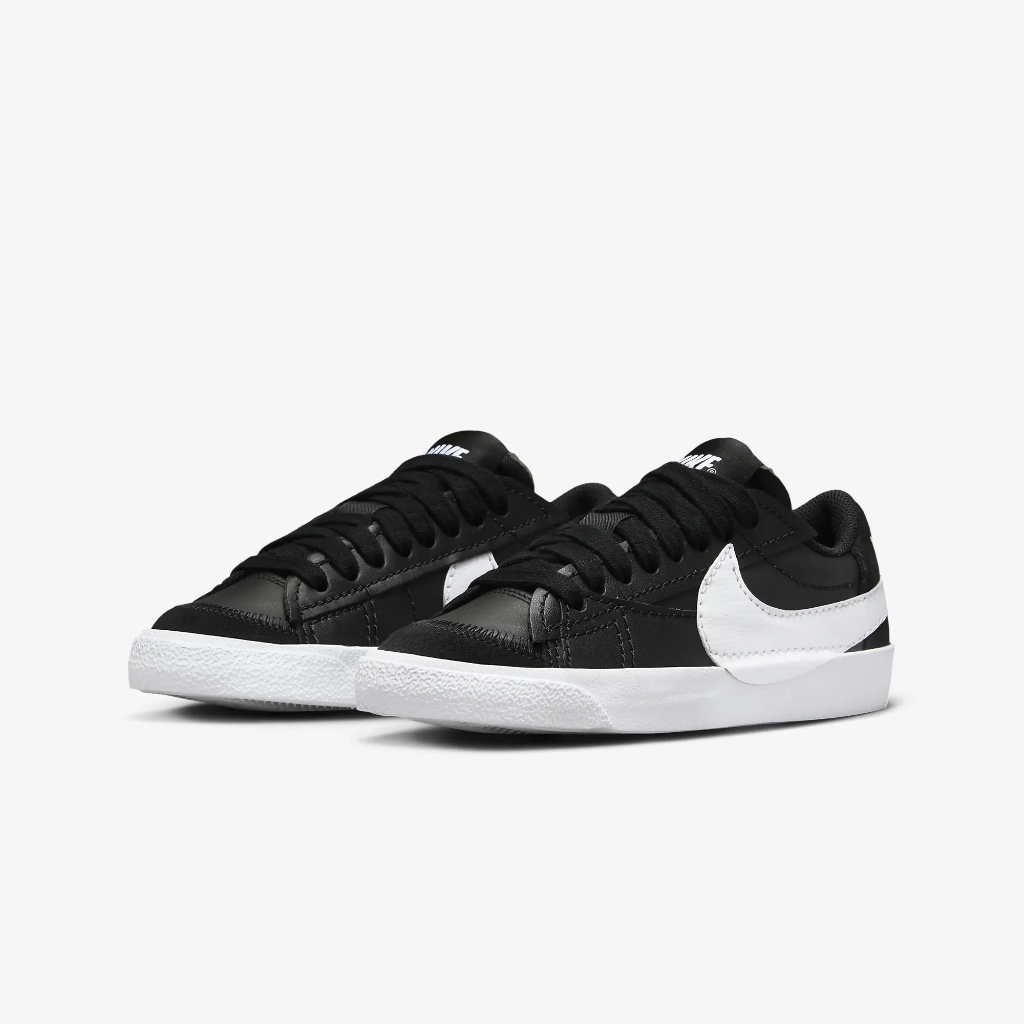 Nike | BLAZER LOW '77 JUMBO { BLACK/WHITE-BLACK-TEAM ORANGE - Image 2
