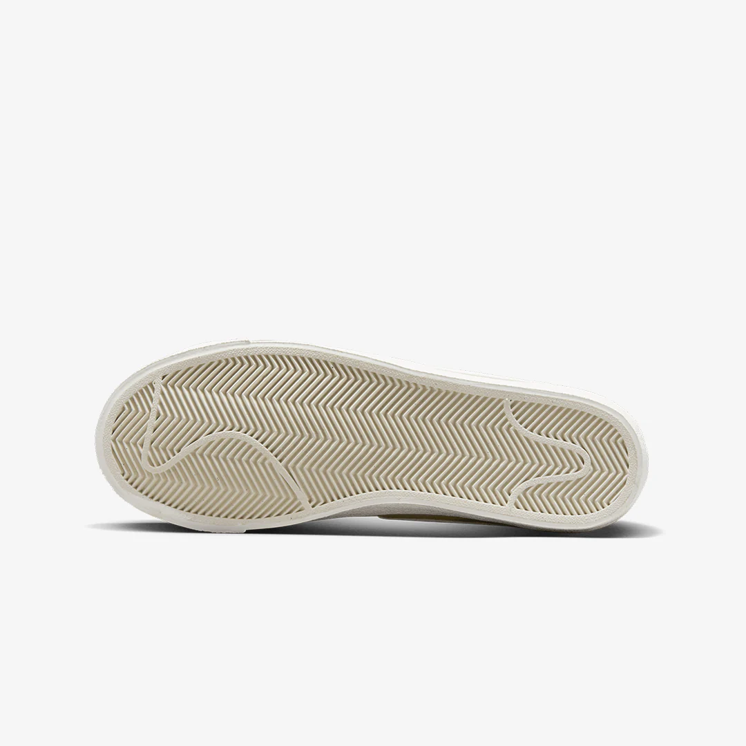 Nike | BLAZER LOW '77 { TEAM GOLD/SAIL - Image 4