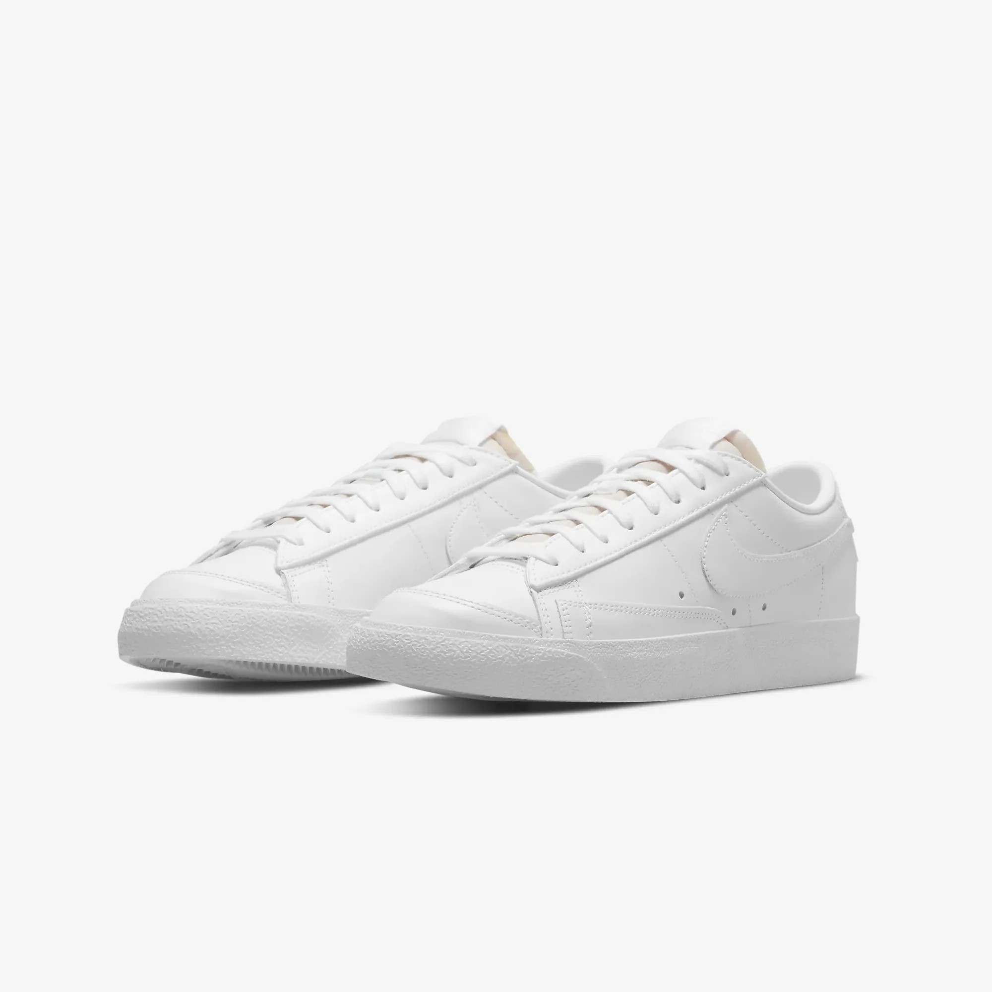 Nike | BLAZER LOW '77 { WHITE/WHITE-WHITE-WHITE - Image 2