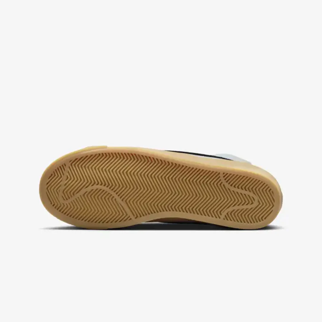 Nike | BLAZER MID '77 PREMIUM { LT OREWOOD BRN/GUM YELLOW-TOPAZ GOLD - Image 4