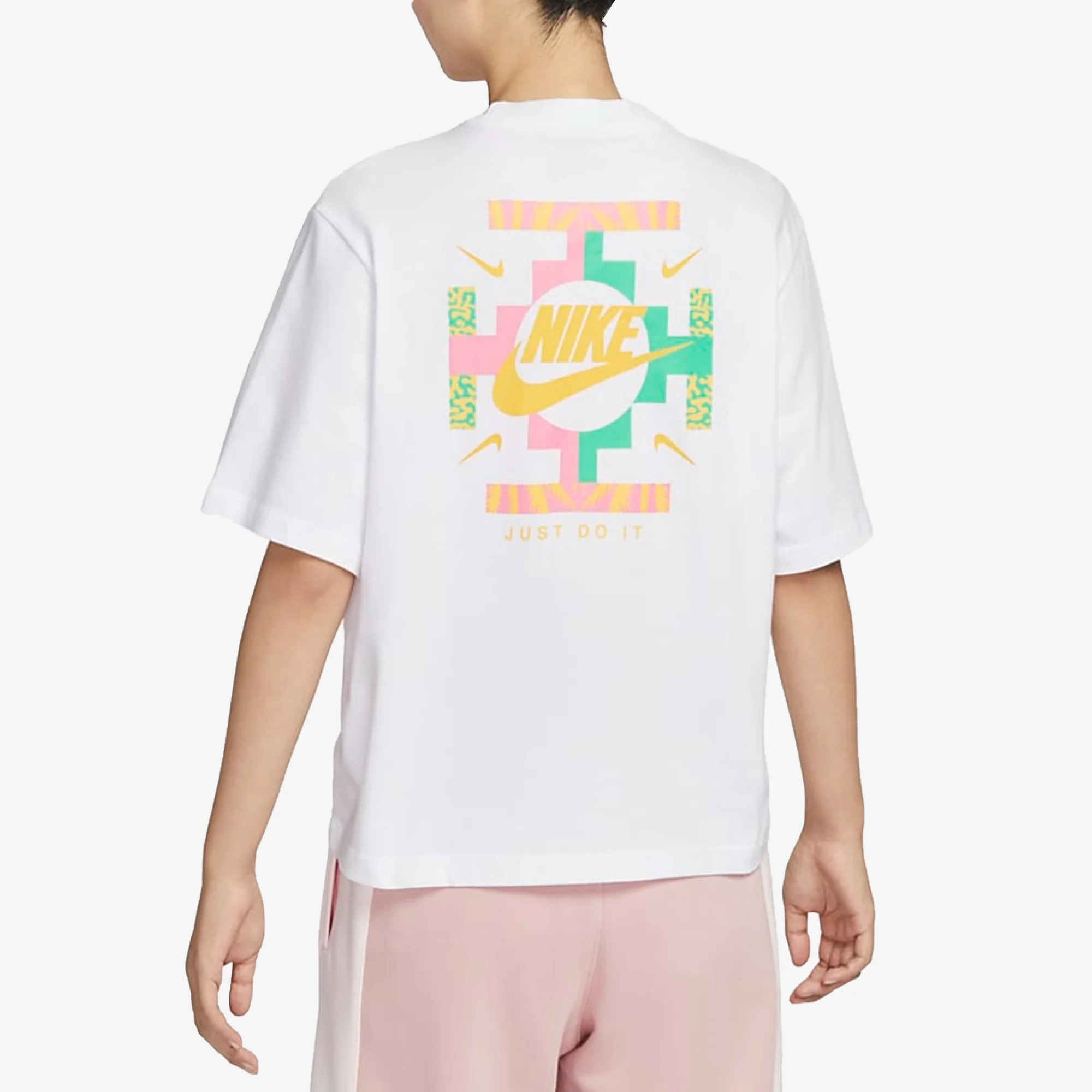 Nike | BOXY { WHITE - Image 2