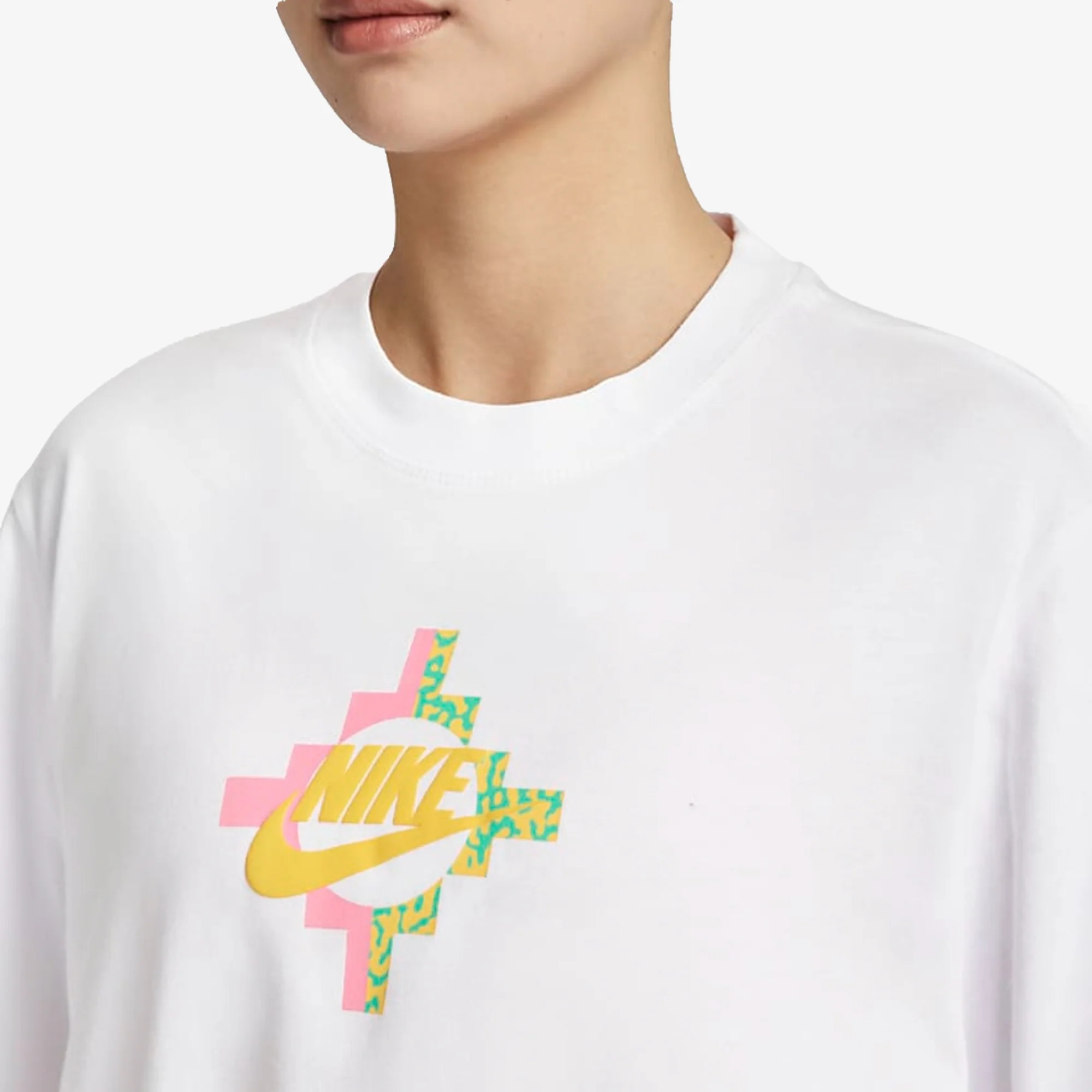 Nike | BOXY { WHITE - Image 3