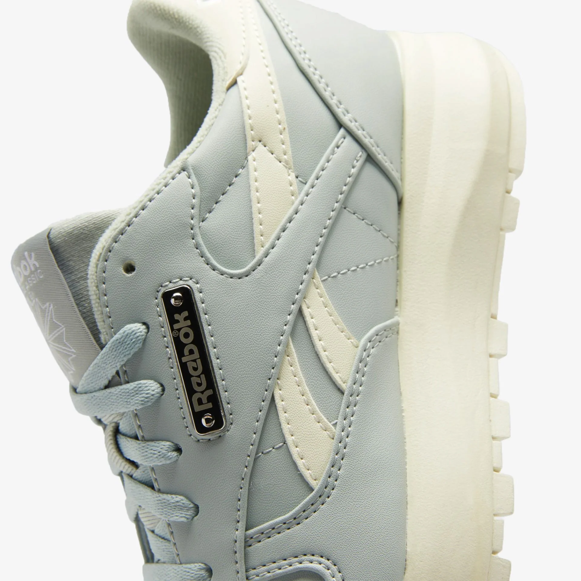 Reebok | CLASSIC LEATHER SP { SEA SPRAY / CLASSIC WHITE - Image 3