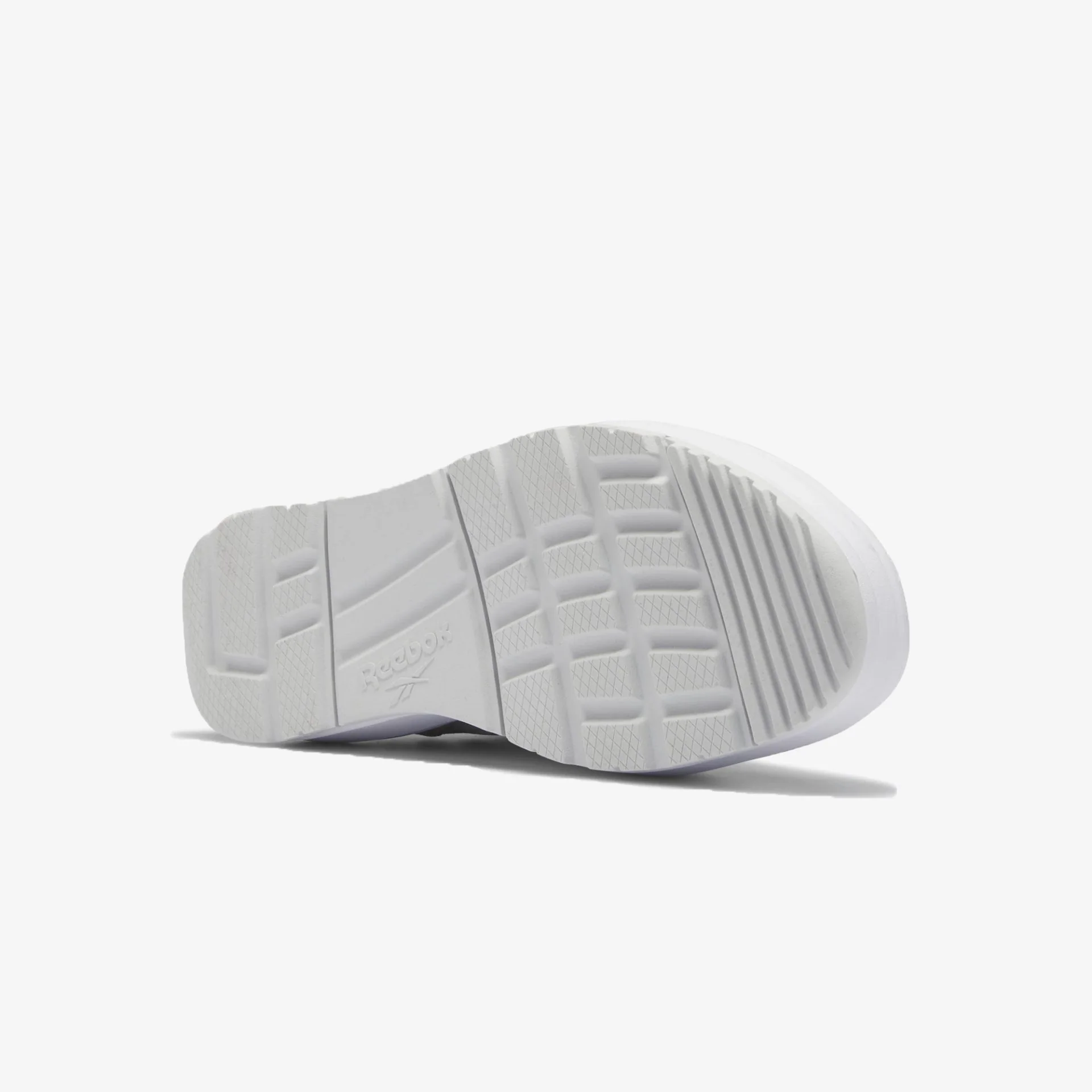 Reebok | CLUB C GEO MID { CLOUD WHITE / COLD GREY - Image 4