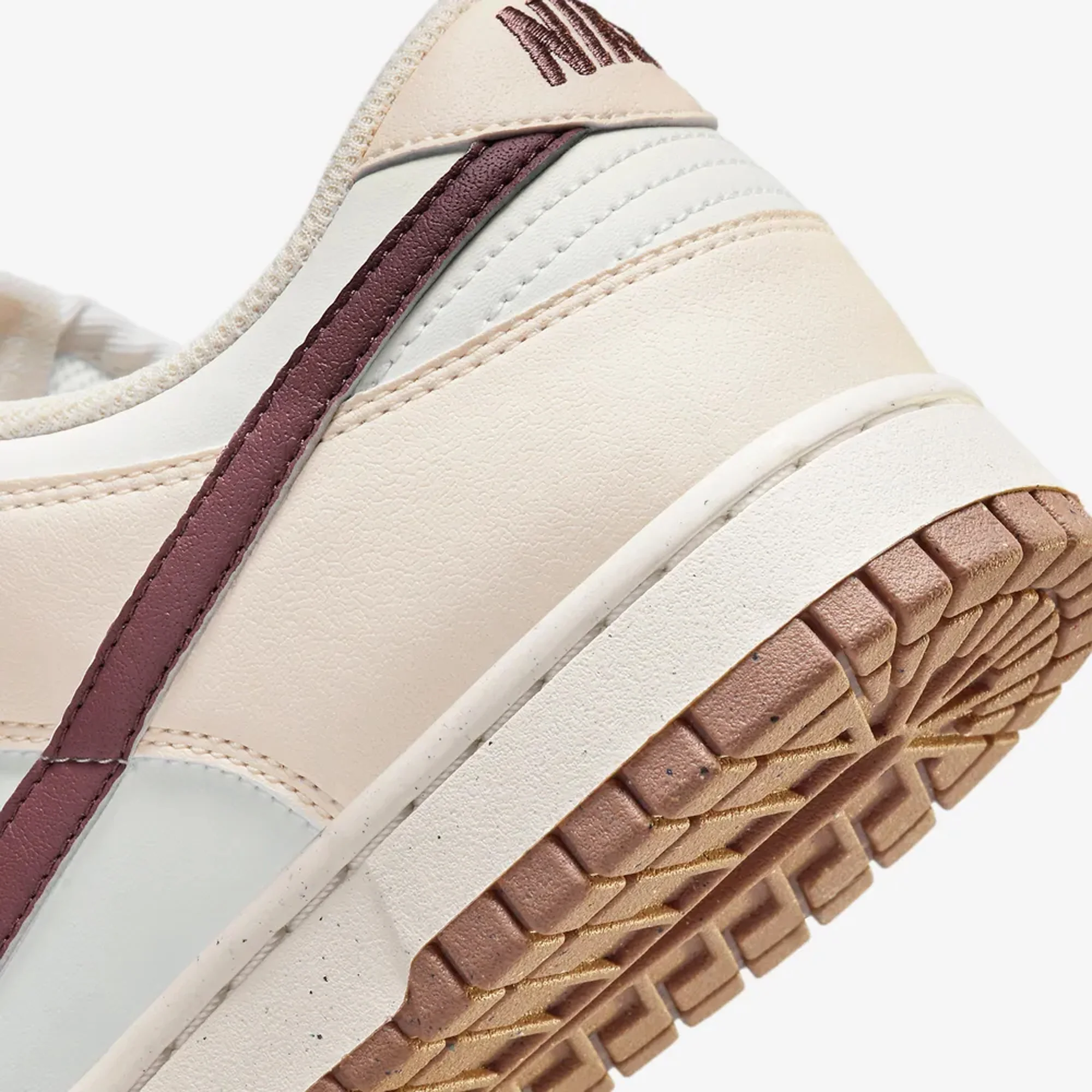 Nike | DUNK LOW { COCONUT MILK/SMOKEY MAUVE-SUMMIT WHITE - Image 5