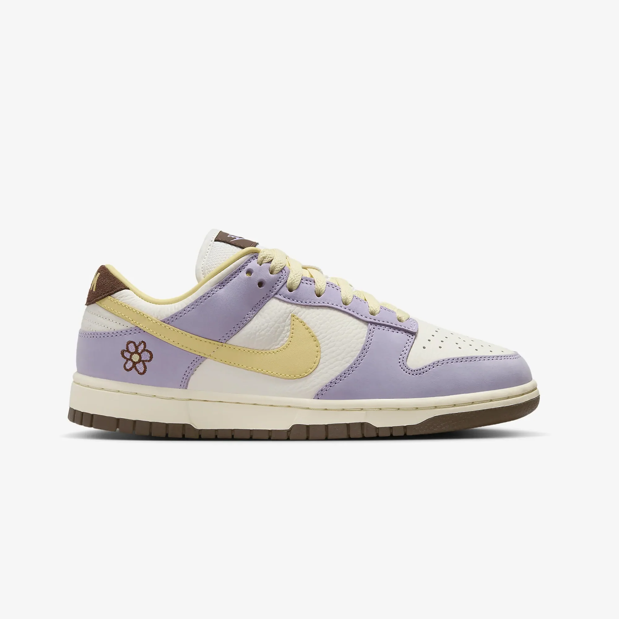 Nike | DUNK LOW PREMIUM { LILAC BLOOM/SOFT YELLOW-SAIL