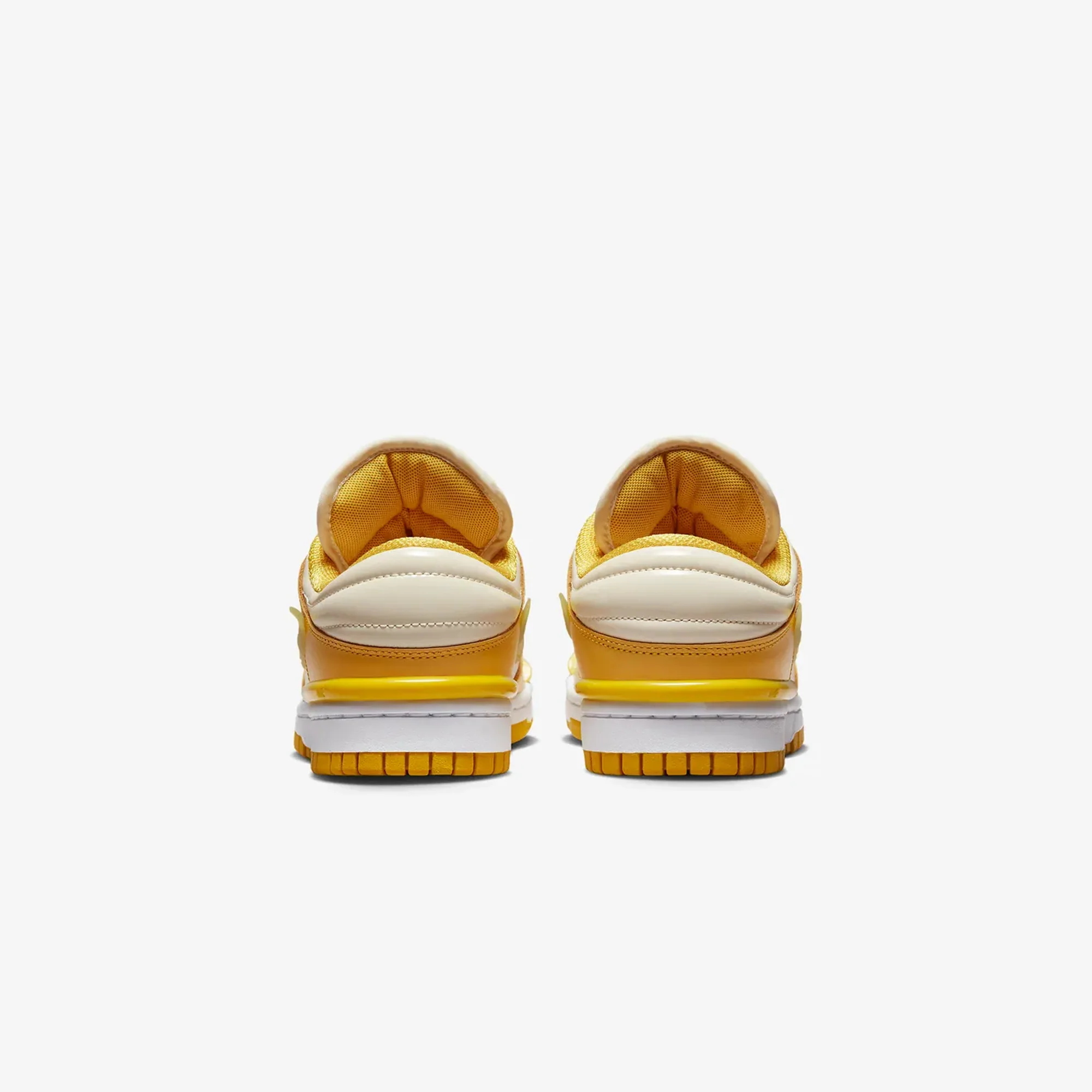 Nike | DUNK LOW TWIST { SAIL/VIVID SULFUR-WHITE - Image 3