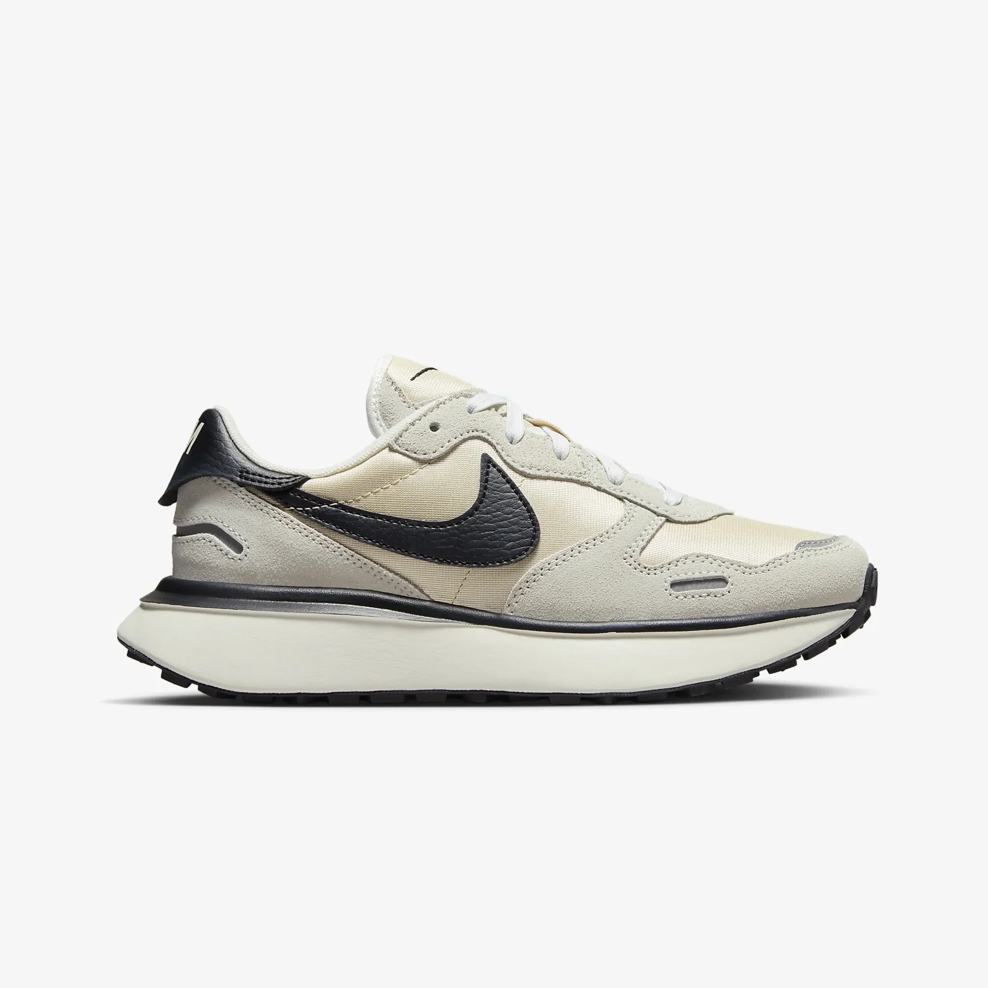 Nike | PHOENIX WAFFLE { SUMMIT WHITE/BLACK-SANDDRIFT-SAIL