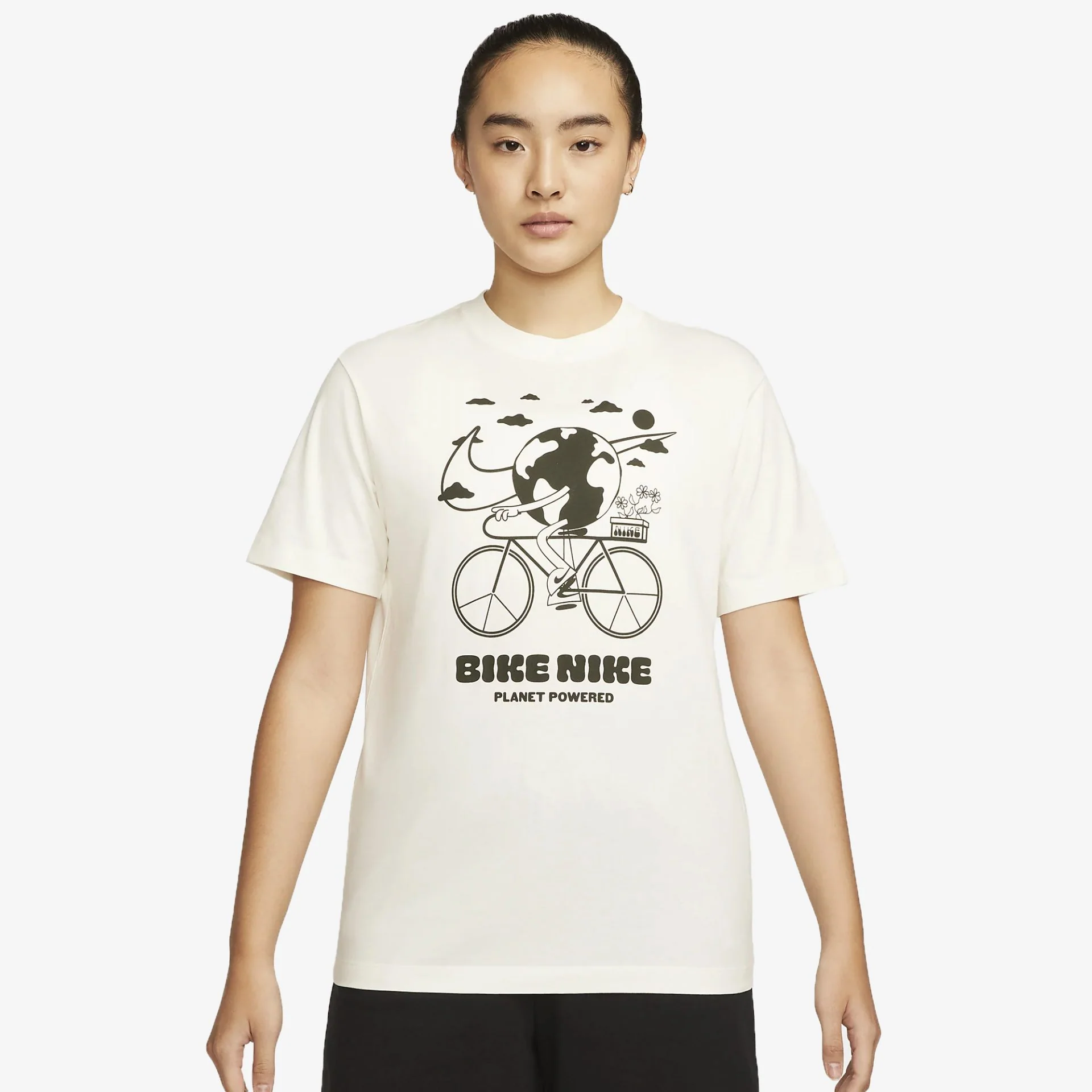 Nike | SPORTSWEAR EARTH DAY T-SHIRT { SAIL