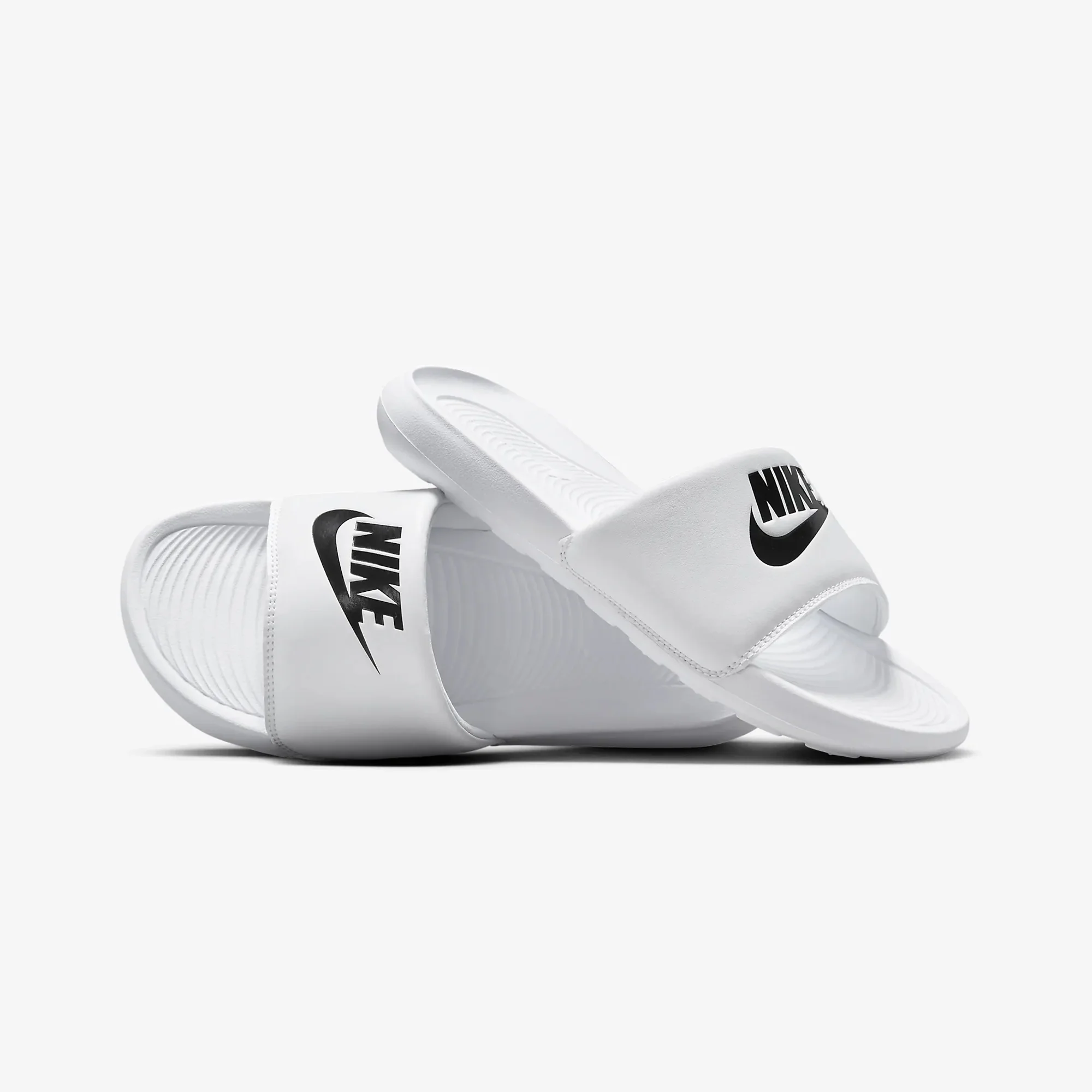 Nike | VICTORI ONE { WHITE - Image 2