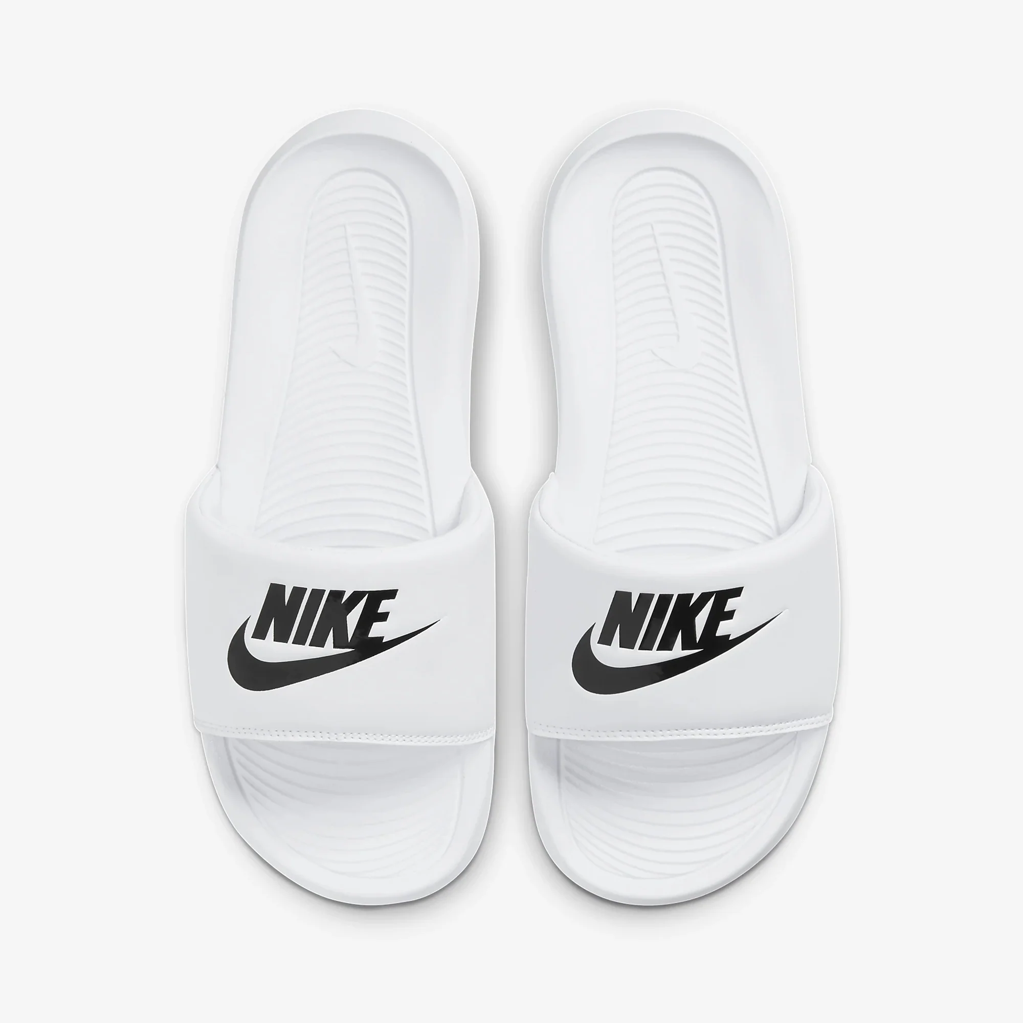 Nike | VICTORI ONE { WHITE - Image 3