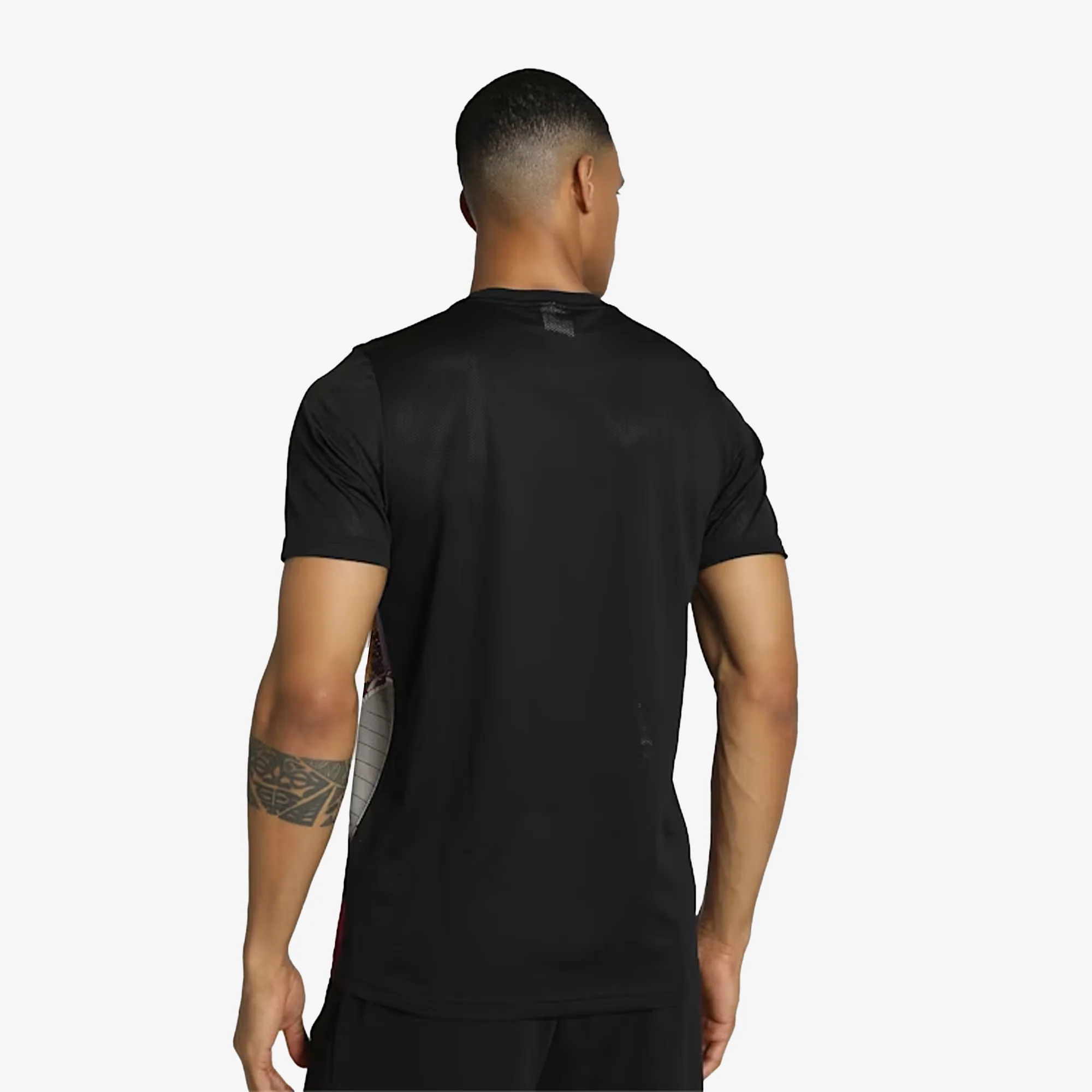 Puma | x ONE PIECE PRINTED TEE { BLACK - Image 3