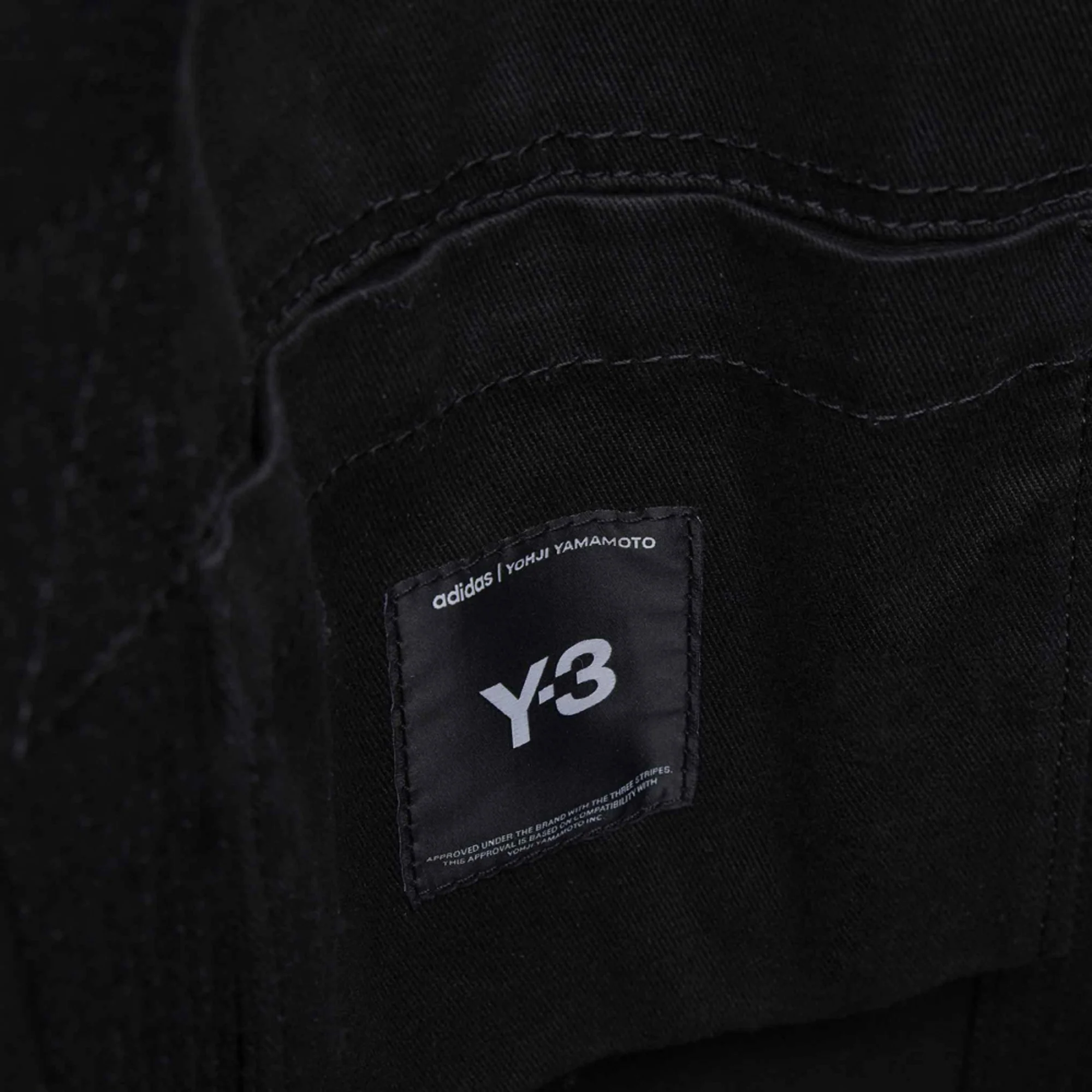 Y-3 | CANVAS TOTE { BLACK - Image 4