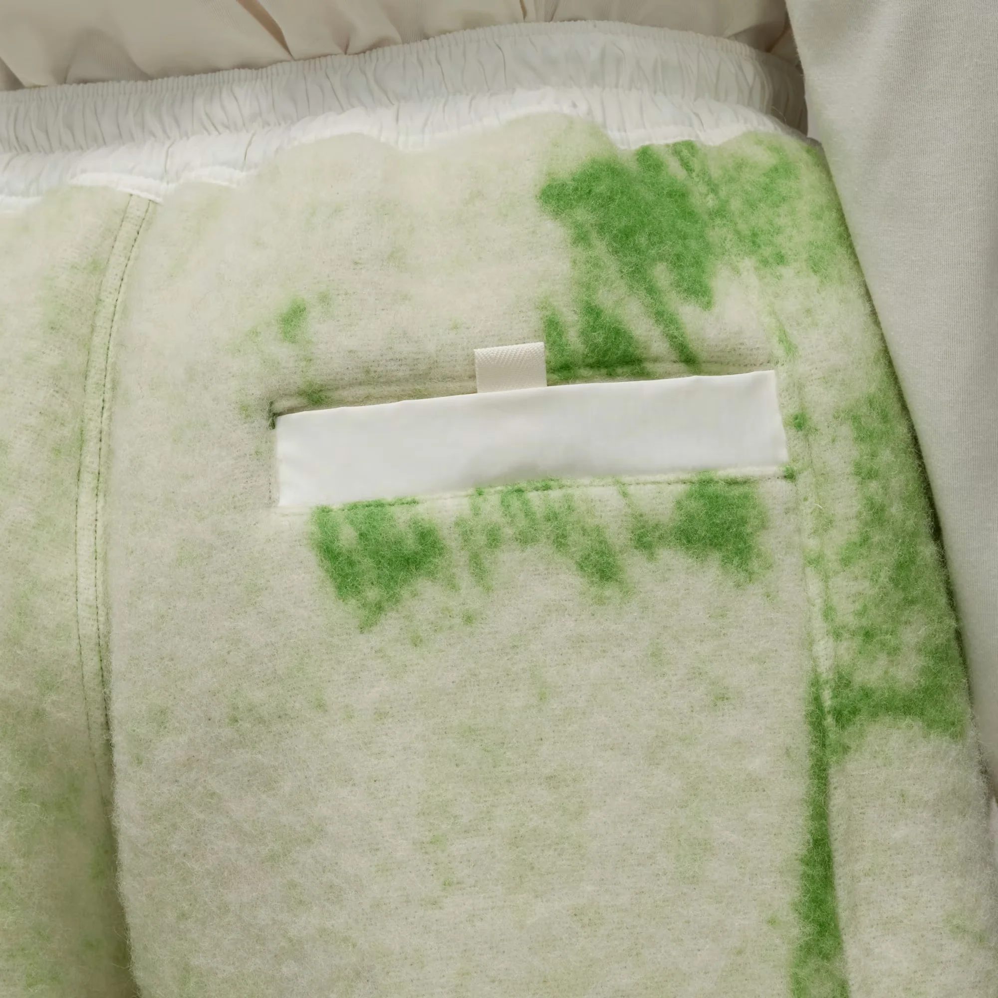 Y-3 | FUZZY FLEECE SHORTS { OFF WHITE/TEAM RAVE GREEN - Image 5