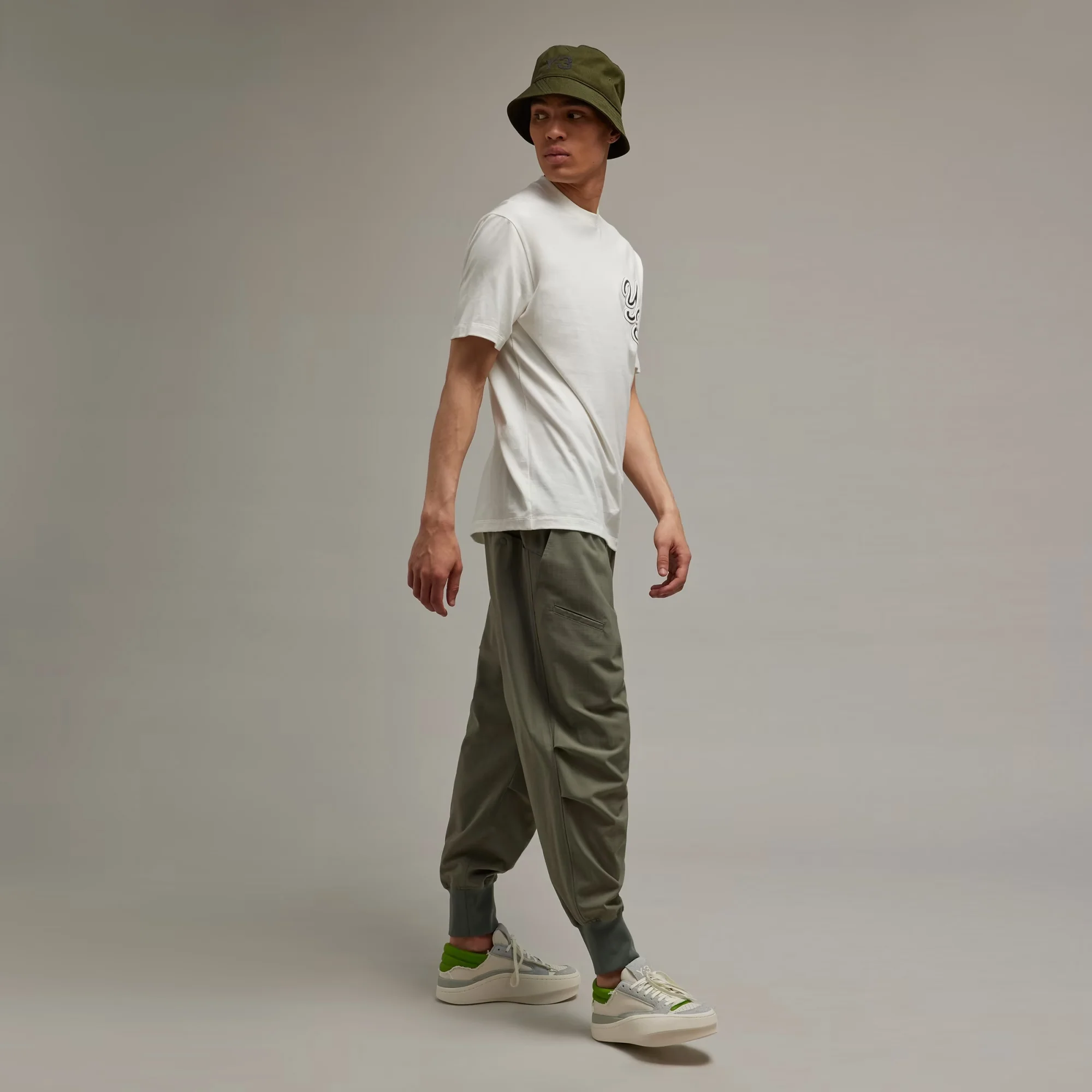 Y-3 | GRAPHIC SHORT SLEEVE TEE { WHITE - Image 8