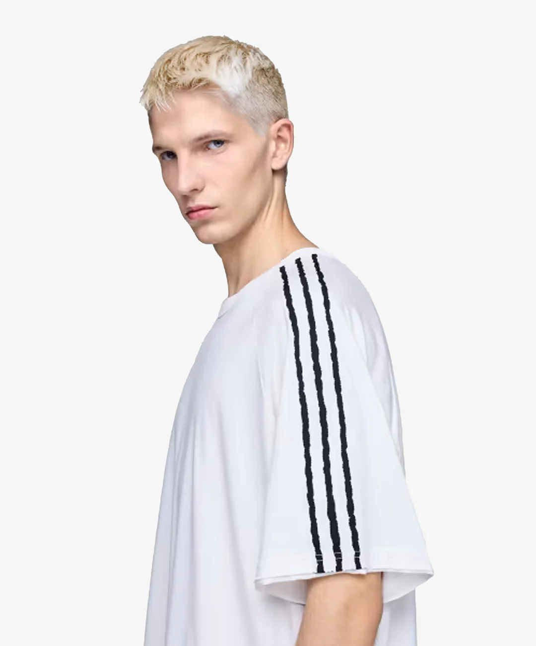 Y-3 | RAW EDGE 3 STRIPES SHORT SLEEVE TEE { CHALK WHITE - Image 3