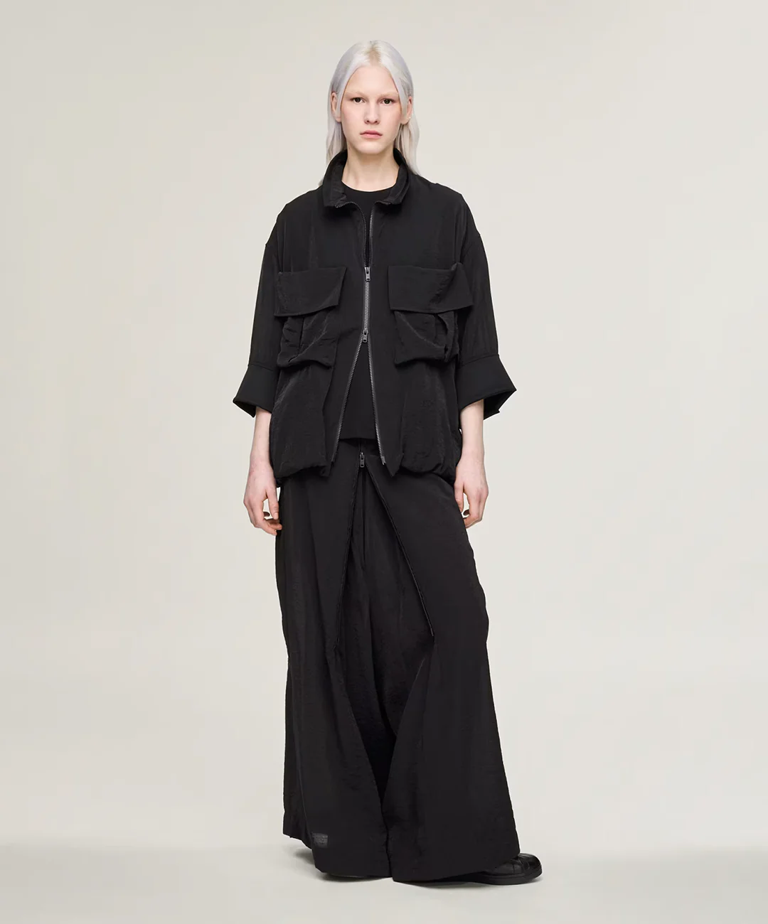 Y-3 | Y-3 UT SHORT SLEEVE TRACK TOP { BLACK - Image 4