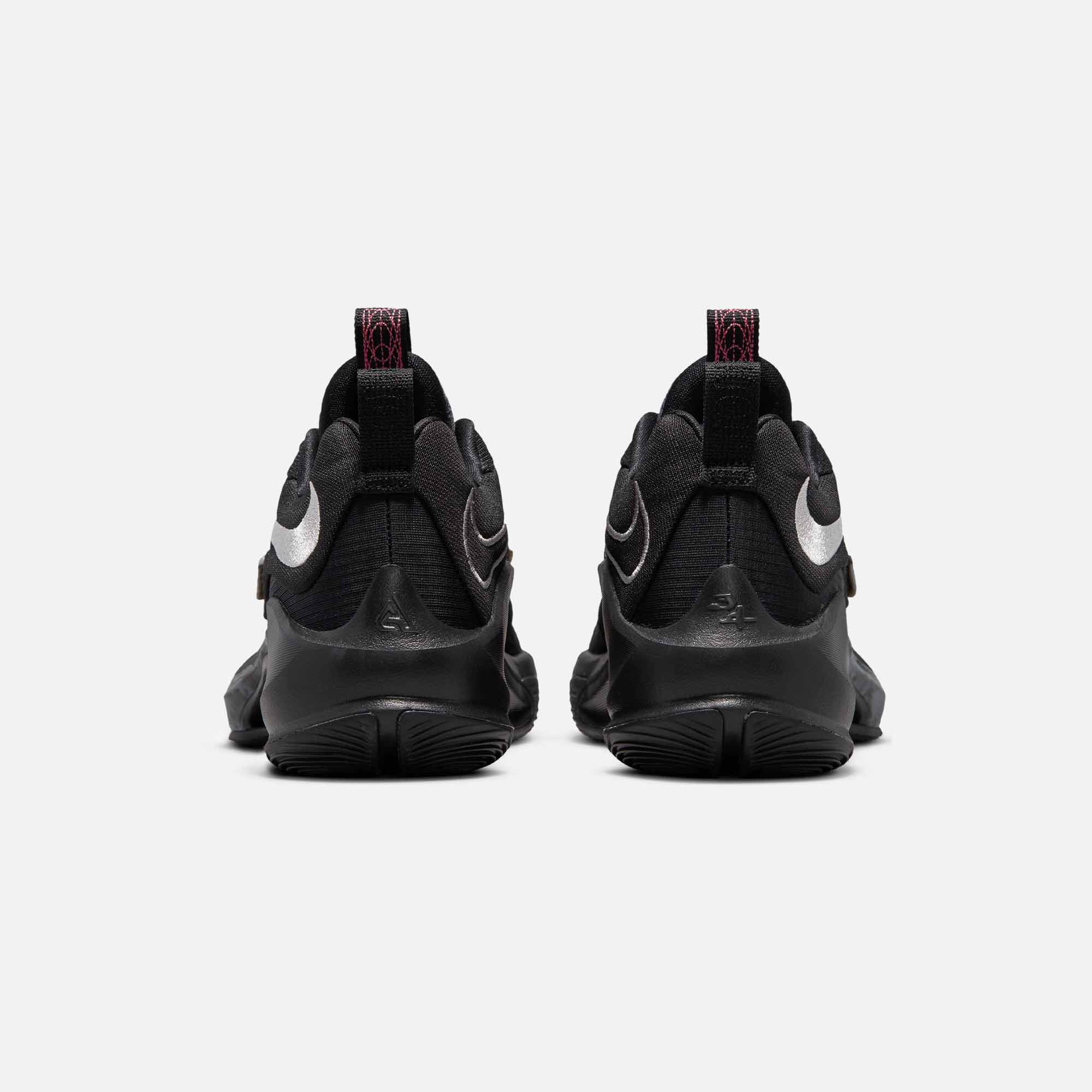 Nike | ZOOM FREAK 3 BLACK - Image 3