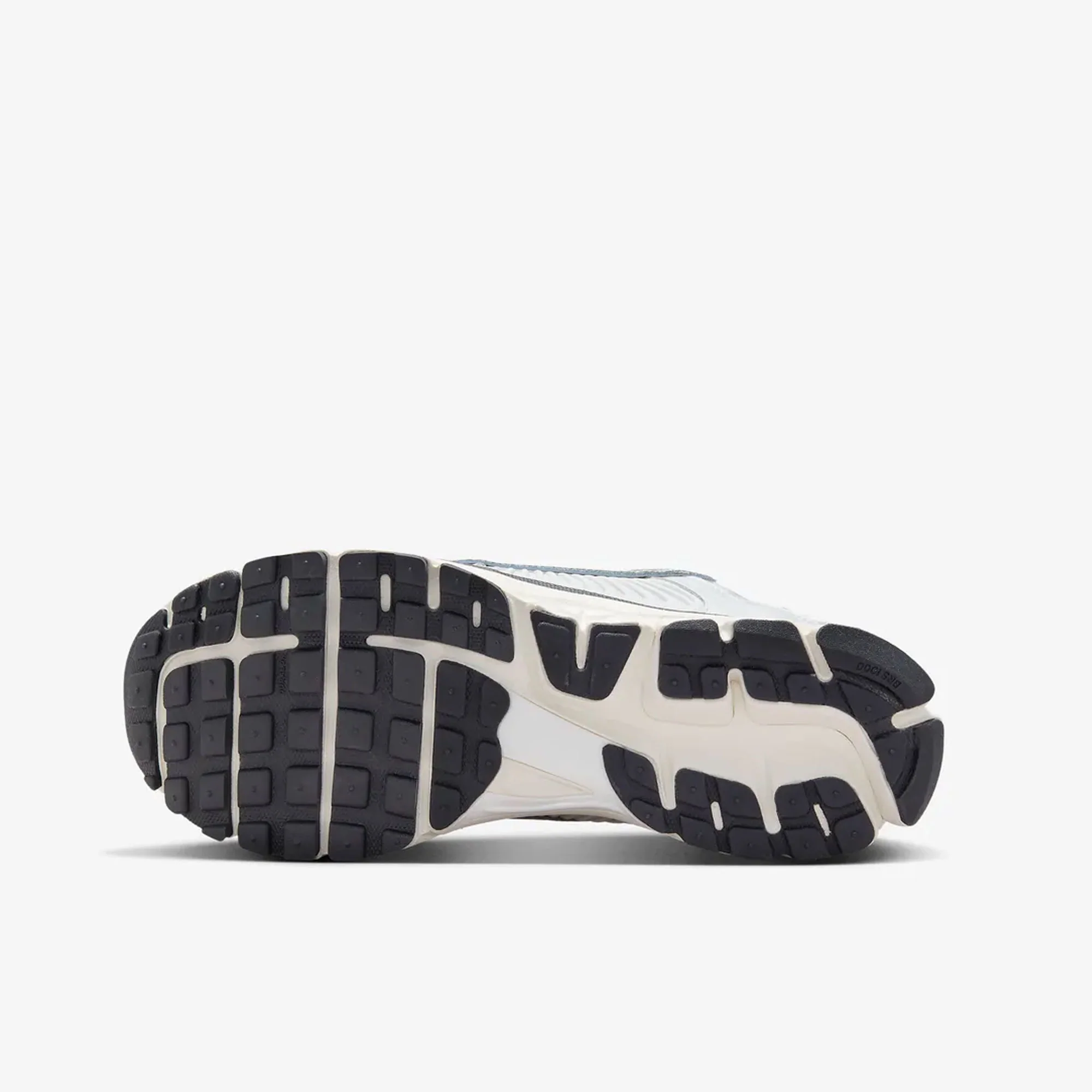 Nike | ZOOM VOMERO 5 { PHOTON DUST/CHROME-GRIDIRON-SAIL - Image 6